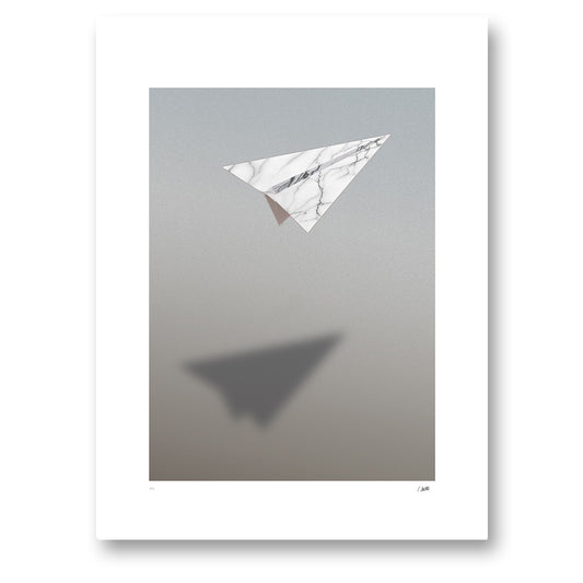Paper plane, ett pappersflygplan och dess skugga mot marmor. Utan ram.